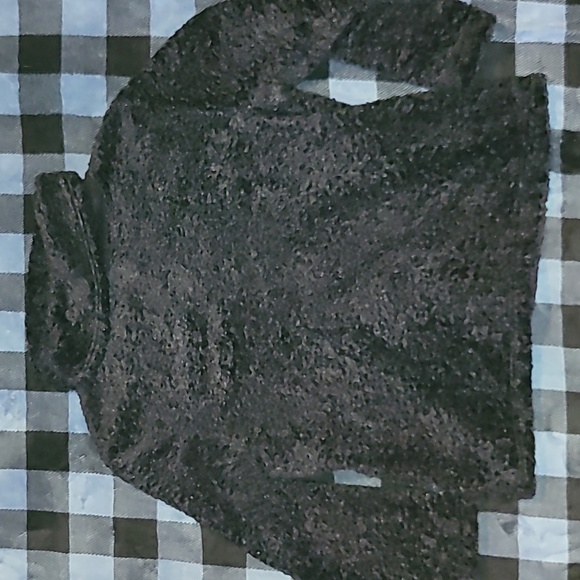 Vintage. Made in USA. Cabela's. Fuzzy Pullover T-neck. Women's size XL - Picture 10 of 13